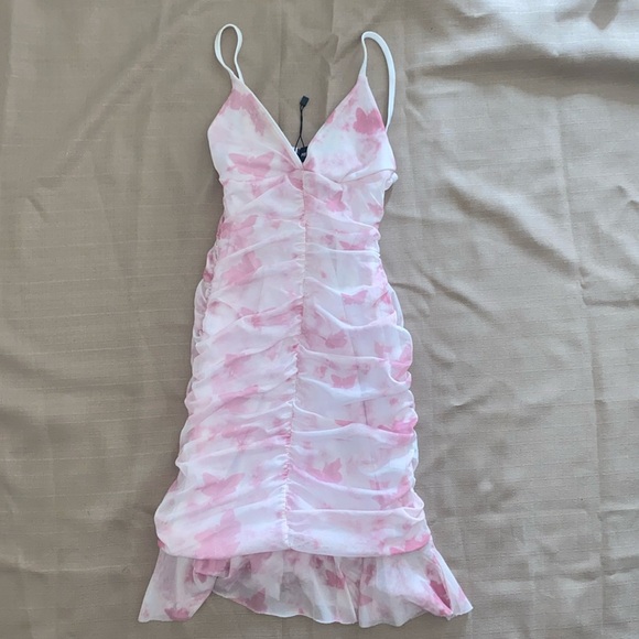 PrettyLittleThing Dresses & Skirts - Pretty Littlw Thing pink and white mesh bodycon